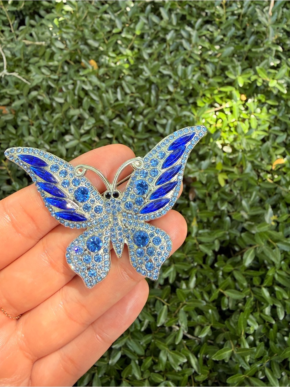 Crystal Butterfly Brooch Pin in Blue - Picture 4 of 5